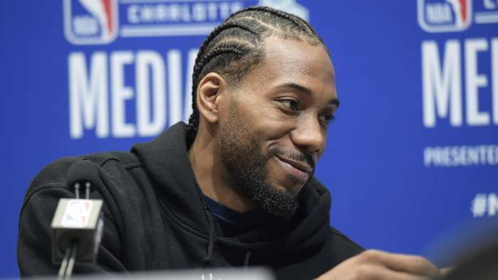 kawhi-leonard-021619-ftr-gettyjpg_15cno5qcapwpe1dwq07jb56gwa